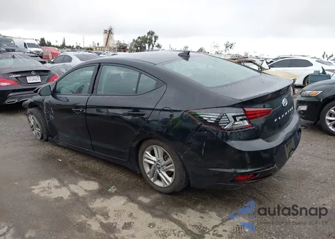 2020 Hyundai Elantra Value Edition z USA, uszkodzony, nr VIN 5NPD84LF2LH606196